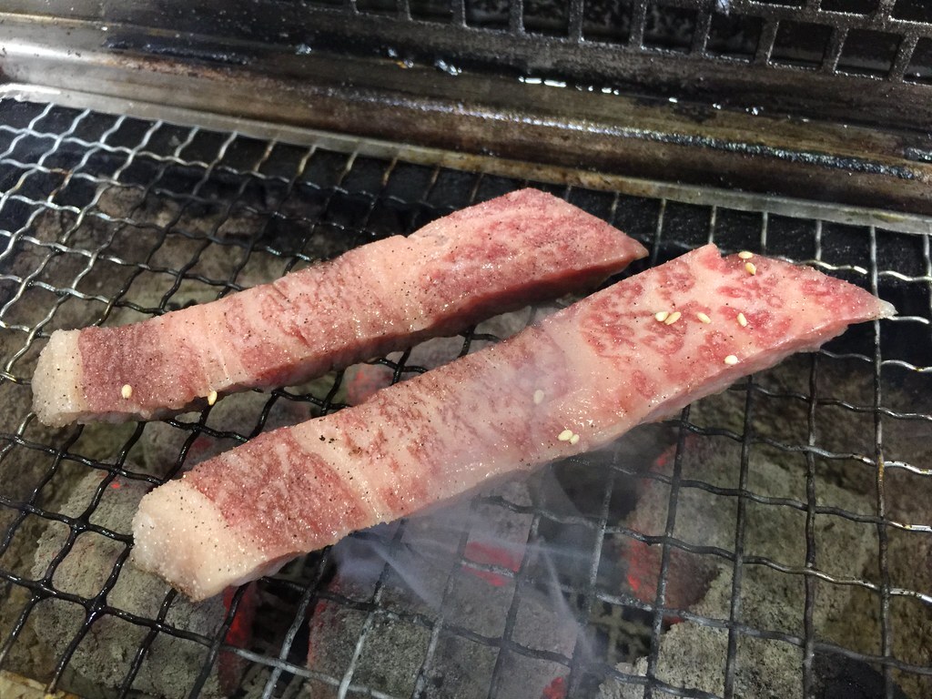 Charcoal BBQ, Steak, Yakiniku, Yamatake Store, Family owned Hida Beef Restaurant, Hida Beef, Hida-gyu, Takayama, Gifu, Japan, 山武商店, 山武, 飛騨高山, 飛騨牛, 飛騨牛レストラン, 炭火焼, ステーキ, 焼肉, 高山, たかやまし, 岐阜縣, 岐阜県, ぎふけん, 日本, にっぽん, にほん