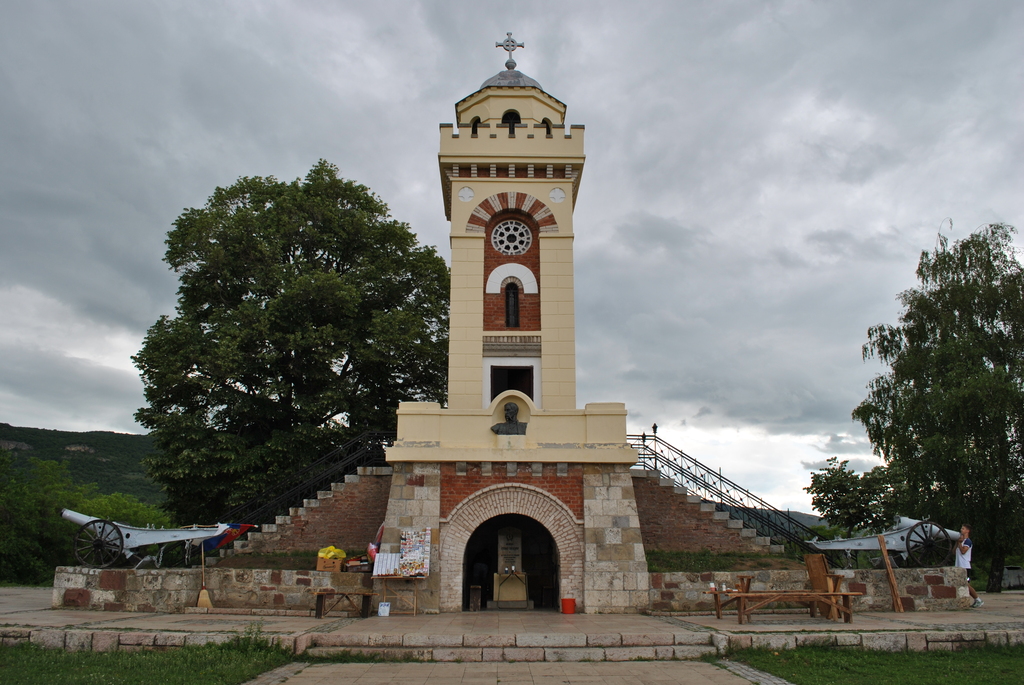Čegar spomenik