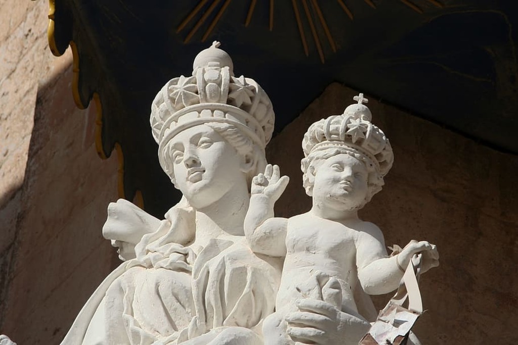 Limestone art
