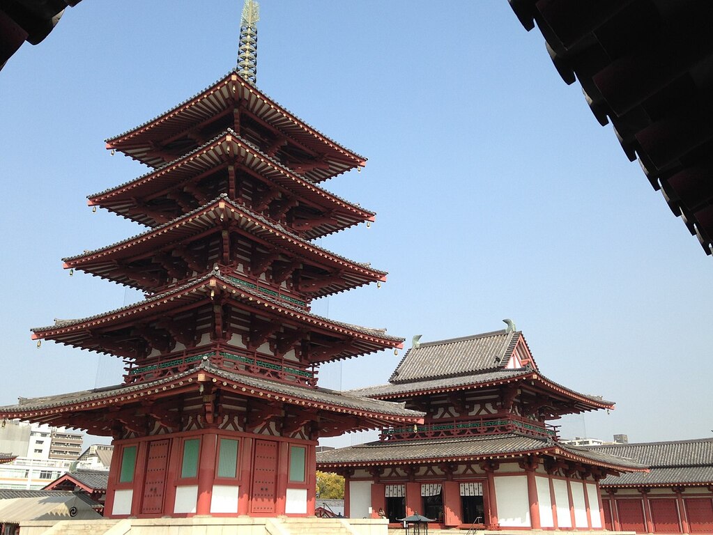 Kondo and Gojunoto Tower of Shitennoji Temple
