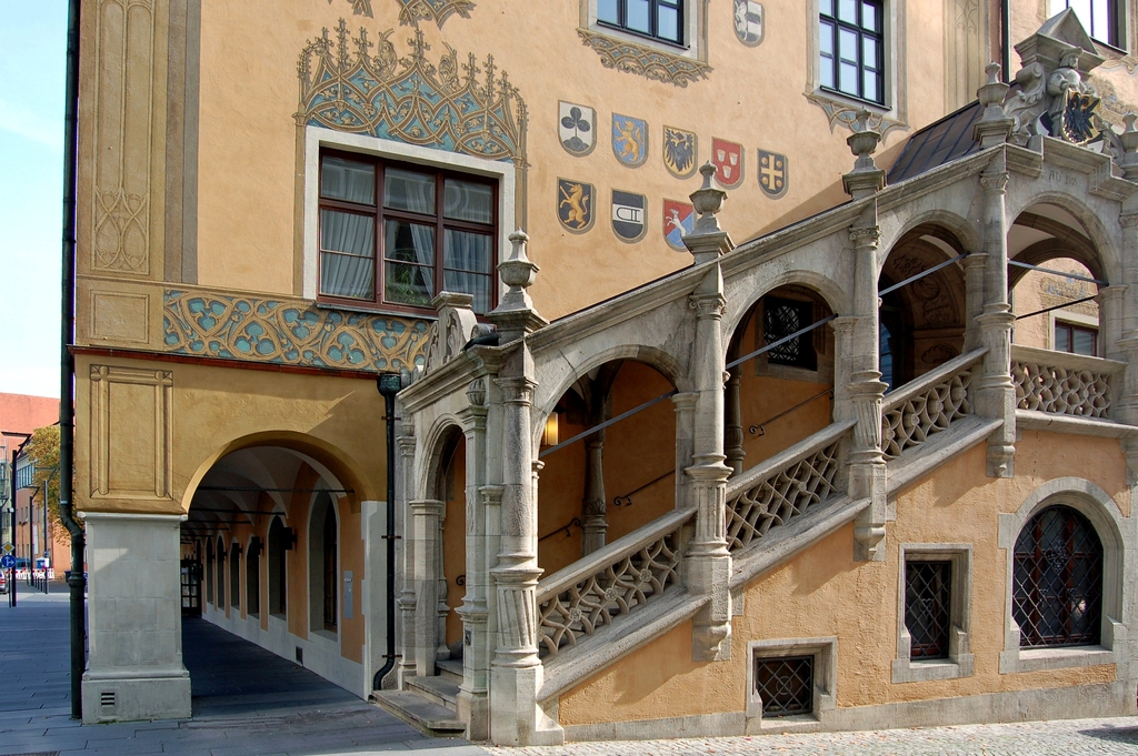 Ulm - Rathaus (Eingang) (10925242013)