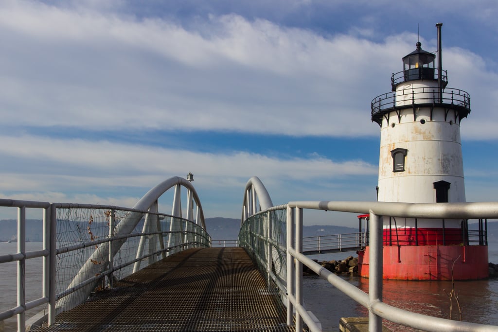 Tarrytown Lighthouse and ramp 2015