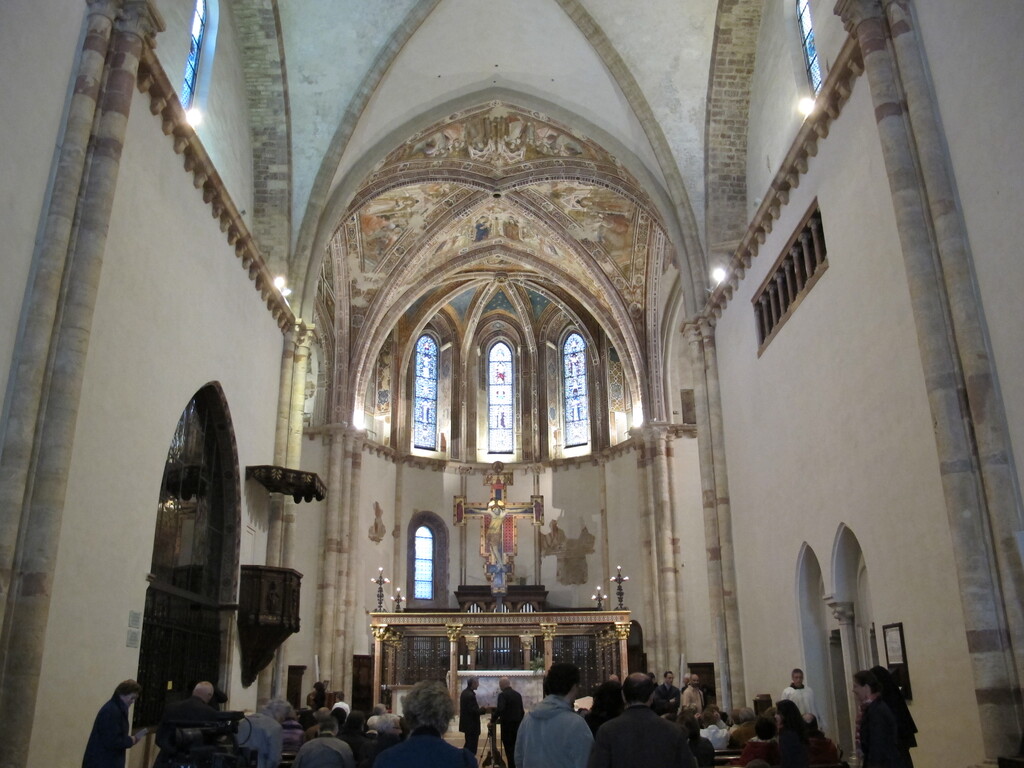 Assisi, santa chiara, interno 02