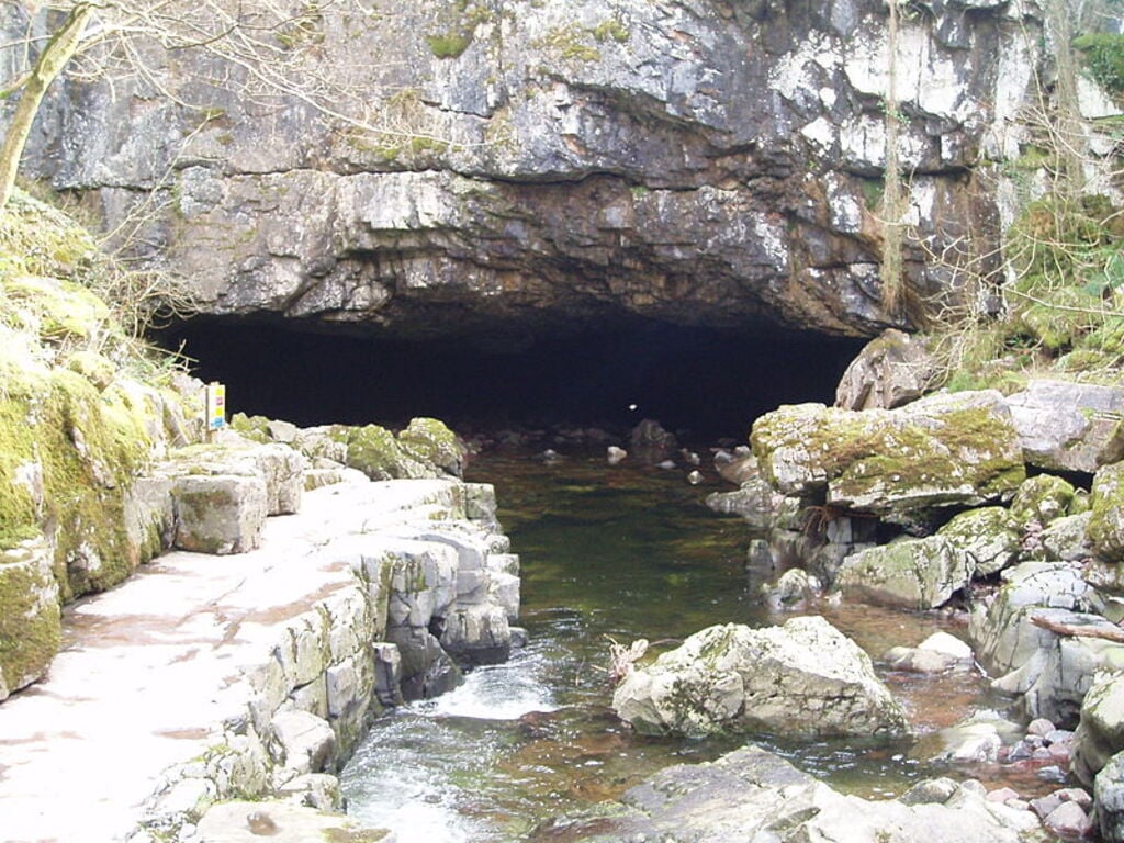 1 entrance to Porth yr ogof
