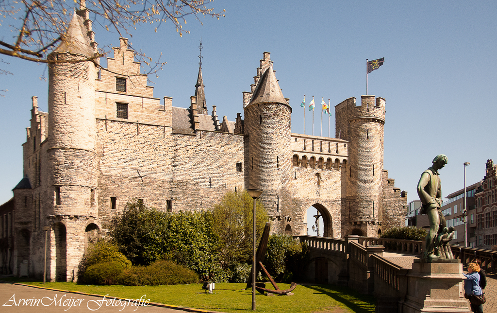 Antwerpen, Het Steen - panoramio