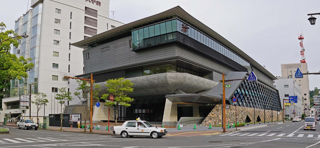 Kochi catsle museum - 高知城歴史博物館 - panoramio