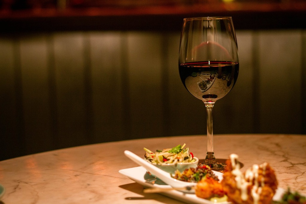 things to do in wellington florida | enjoy delectable wine and asian bites at kontiki wine & raw bar
