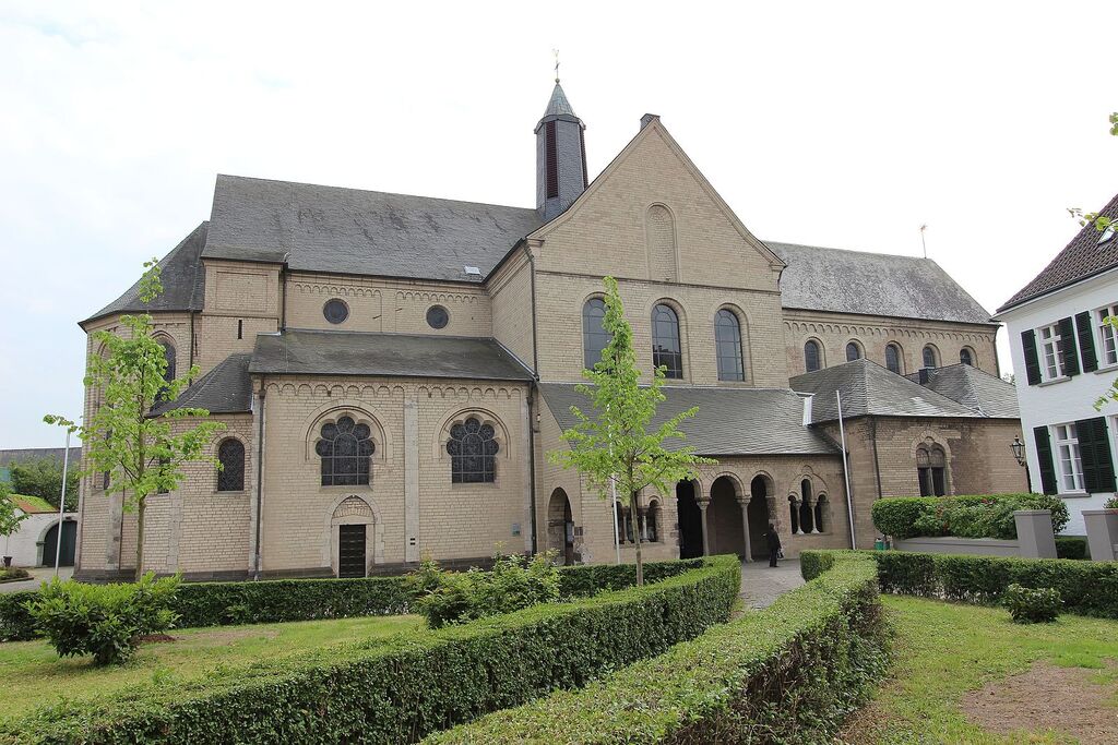 Düsseldorf-Kaiserswerth; St. Suitbertus a