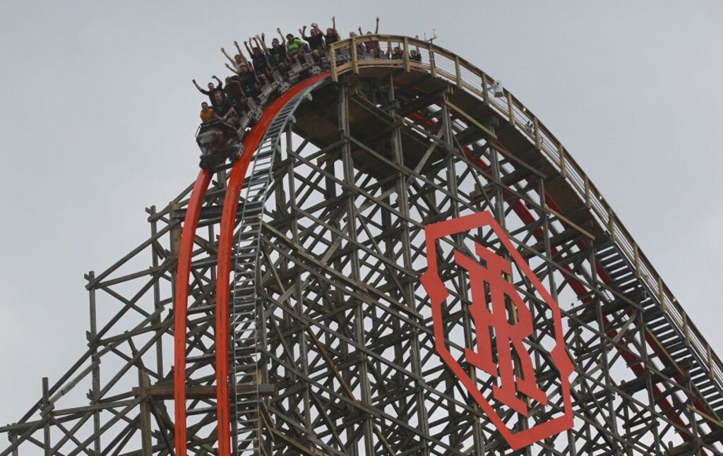 Six Flags Fiest - Iron Rattler