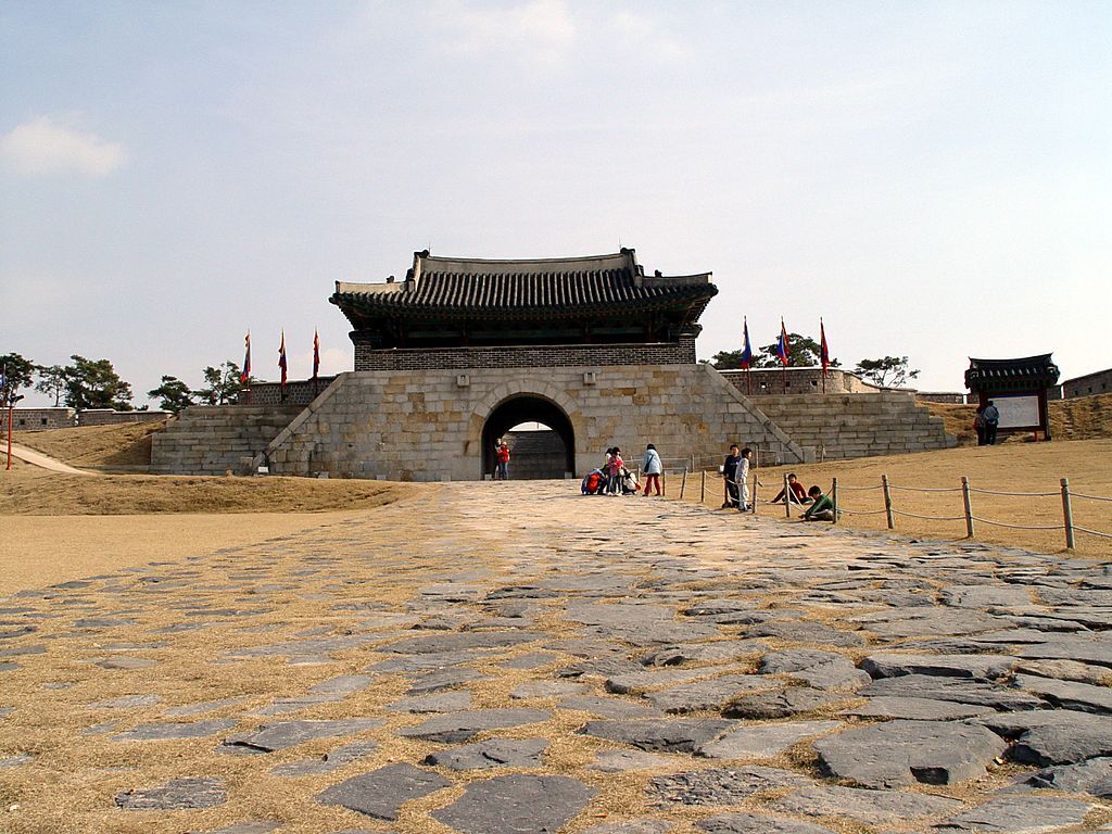 Changryongmun West Side