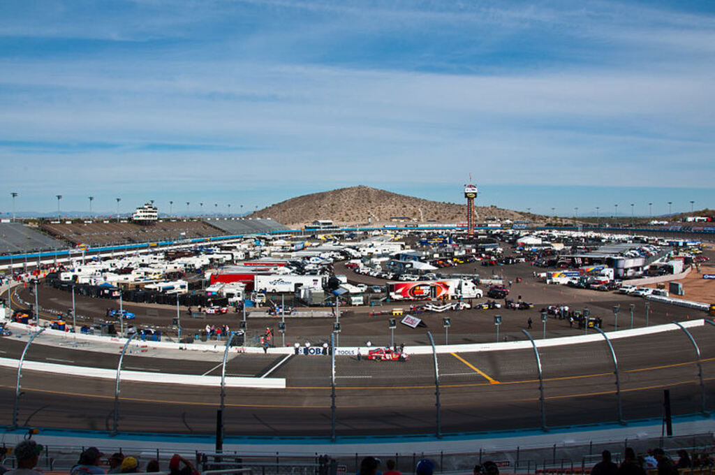 Phoenix International Raceway, November 2011