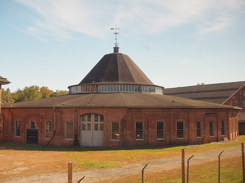 Martinsburg roundhouse 220574