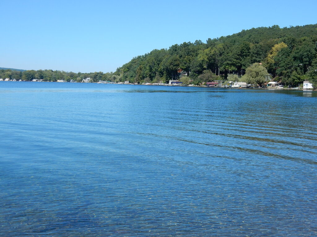 Keuka Lake from State Park 01