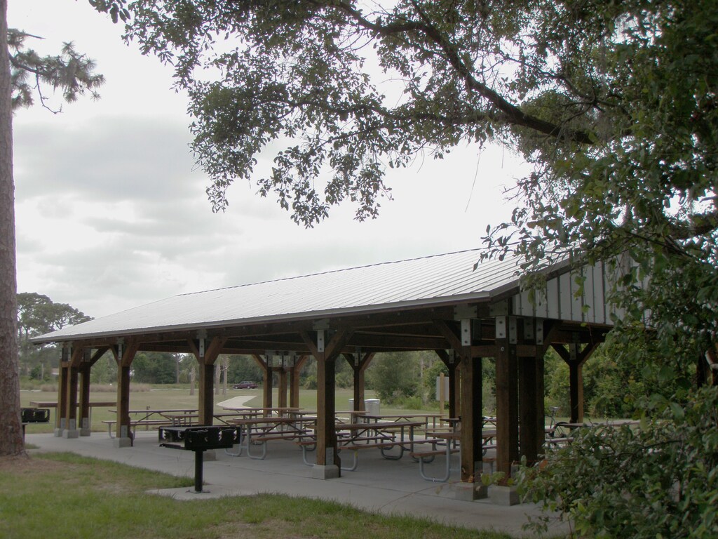 Eagle Lake Park picnic shelter