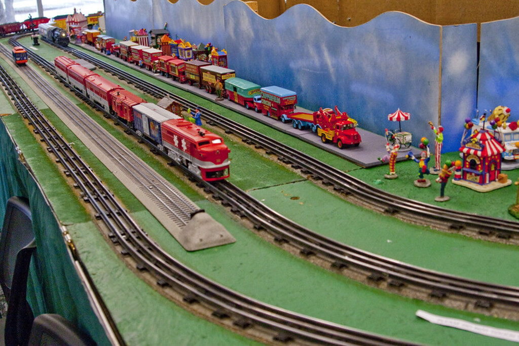 Model Railroad Display Wheeling Illinois 2-16-19 6100