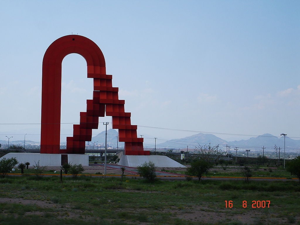 Puerta de chihuahua - panoramio