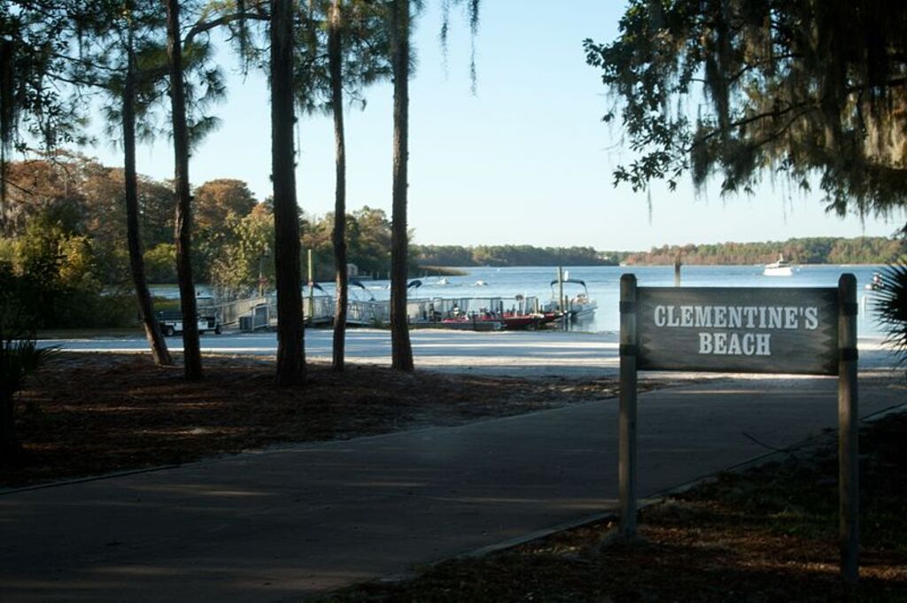 Disney's Fort Wilderness Campground Lake Entrance - panoramio