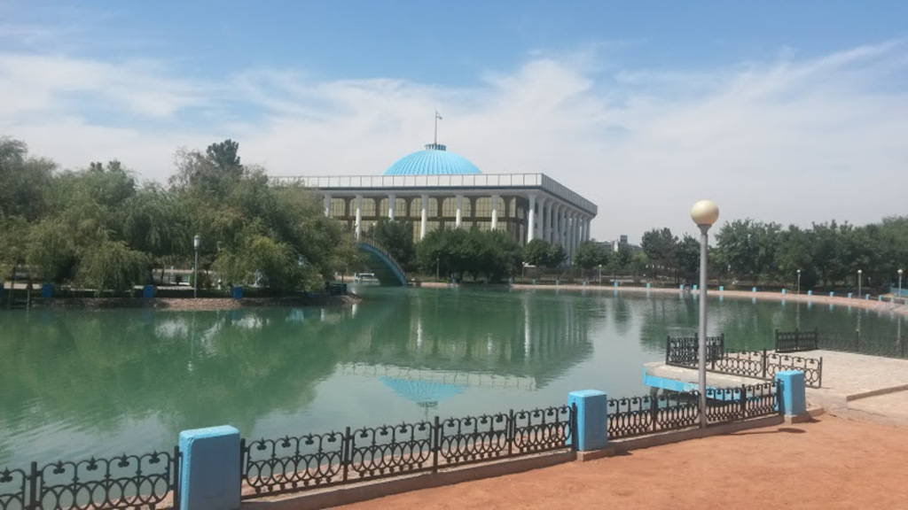 Alisher Navoi Park