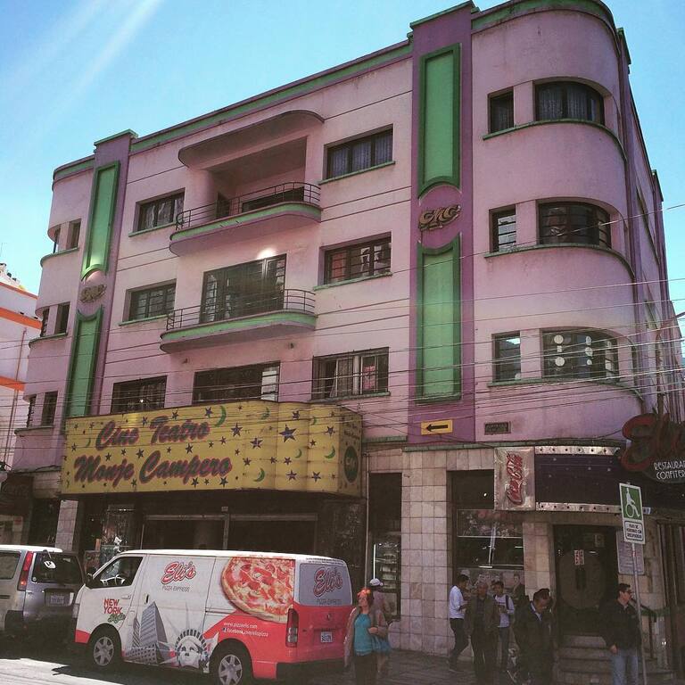 things to do in la paz bolivia | catch a film at cine teatro monje campero