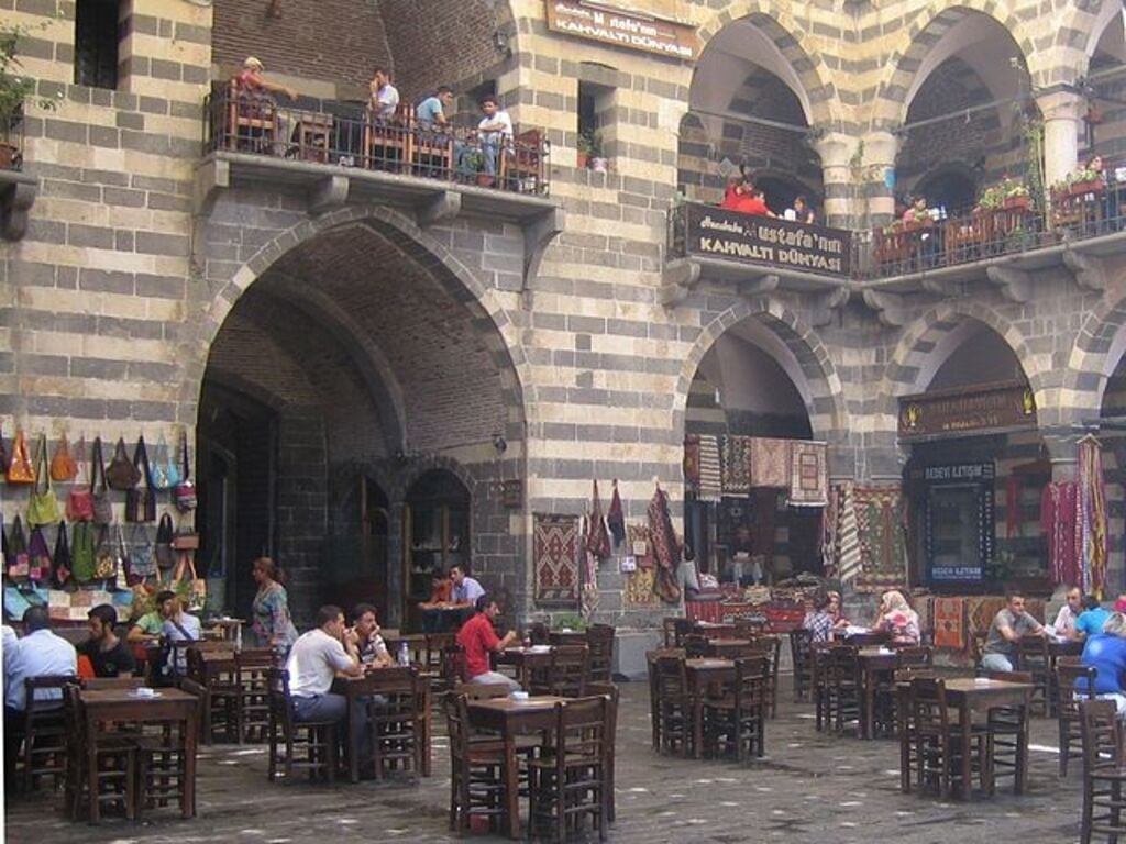 Tarihi Hasan Paşa Hanı