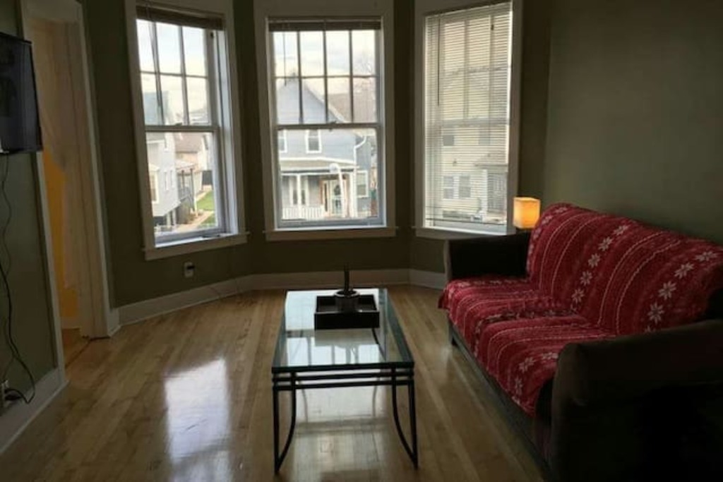 Top 9 Airbnb Vacation Rentals In Cicero, Illinois Updated 2024 Trip101