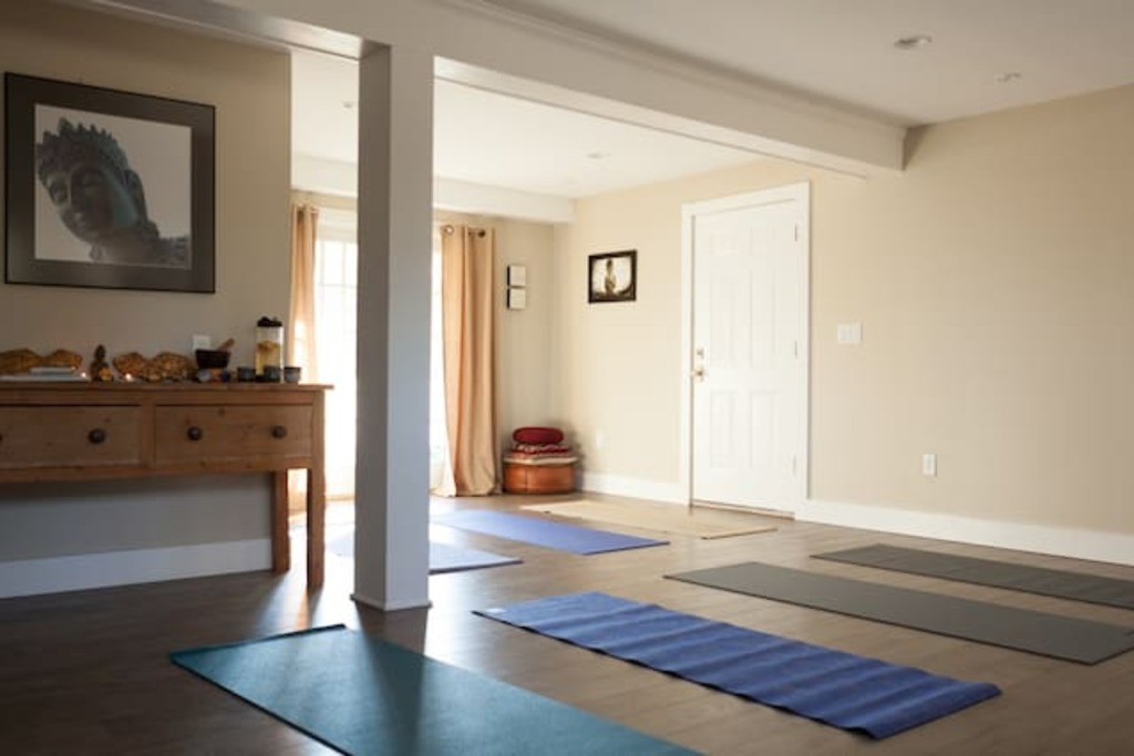 14 Best Airbnb Vacation Rentals In Danbury, CT Updated 2024 Trip101