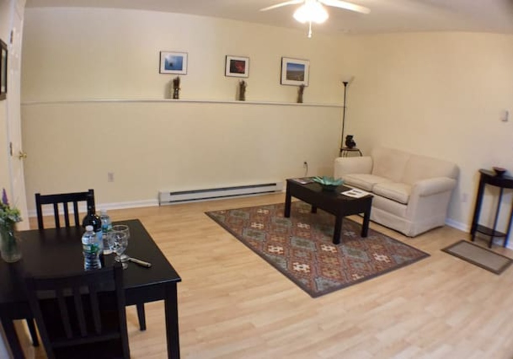 14 Best Airbnb Vacation Rentals In Danbury, CT Updated 2024 Trip101