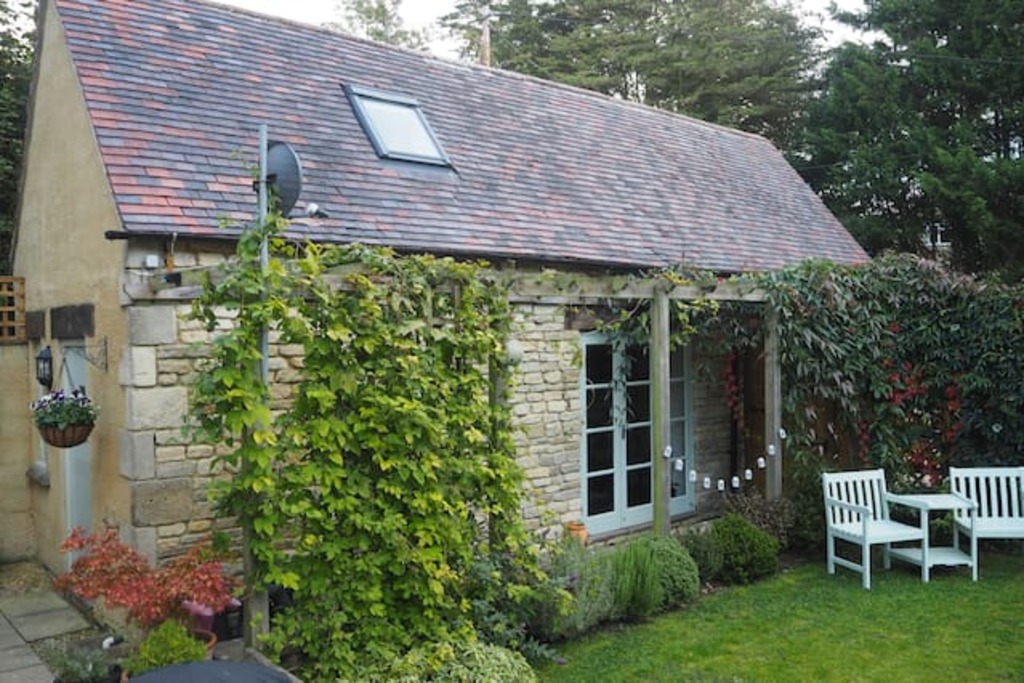 Top 11 Airbnb Vacation Rentals In Cirencester, Great Britain Updated 2024 Trip101