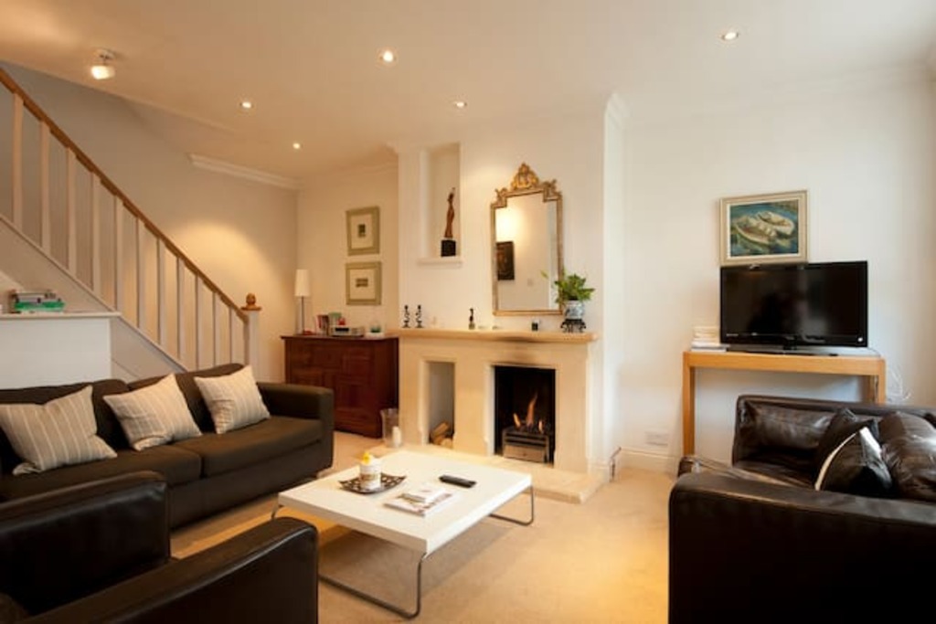 Top 11 Airbnb Vacation Rentals In Cirencester, Great Britain Updated