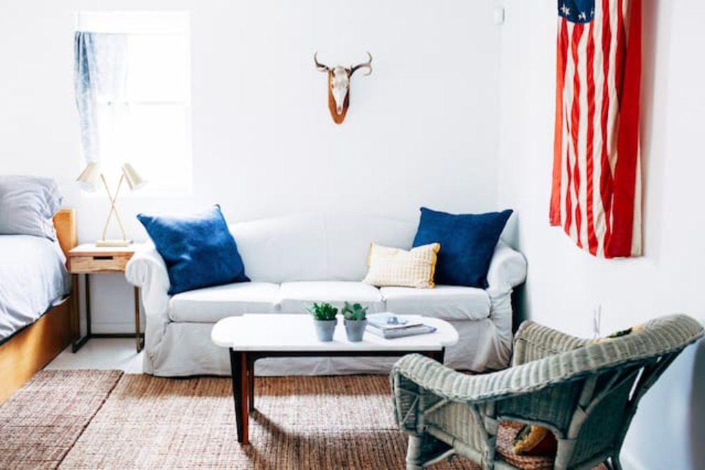 Top 9 Airbnb Vacation Rentals In & Around La Vergne, Tennessee