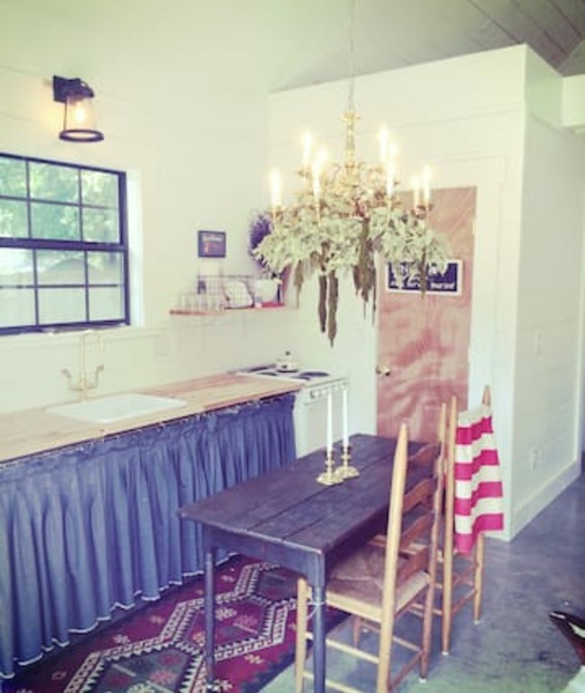 Top 9 Airbnb Vacation Rentals In & Around La Vergne, Tennessee