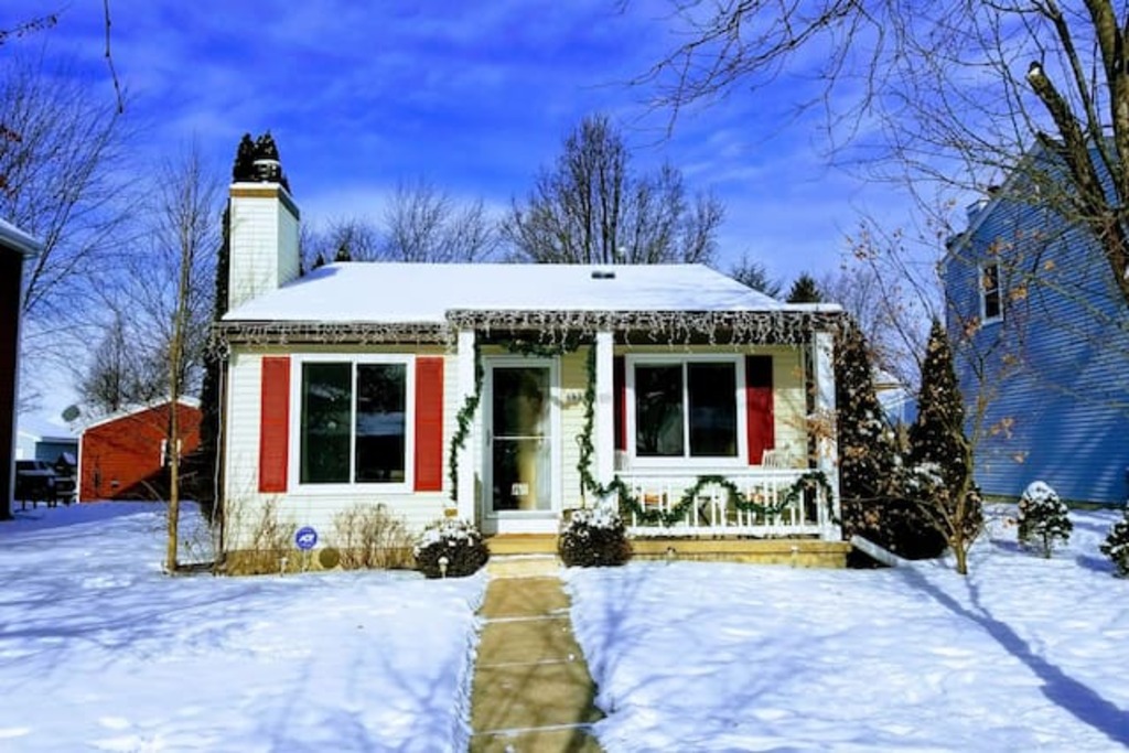 Top 10 Airbnb Vacation Rentals In Batavia, Illinois Updated 2024