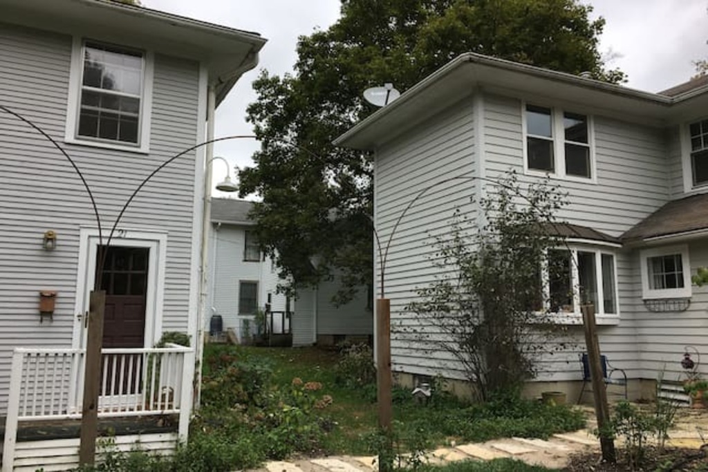 Top 10 Airbnb Vacation Rentals In Batavia, Illinois Updated 2024