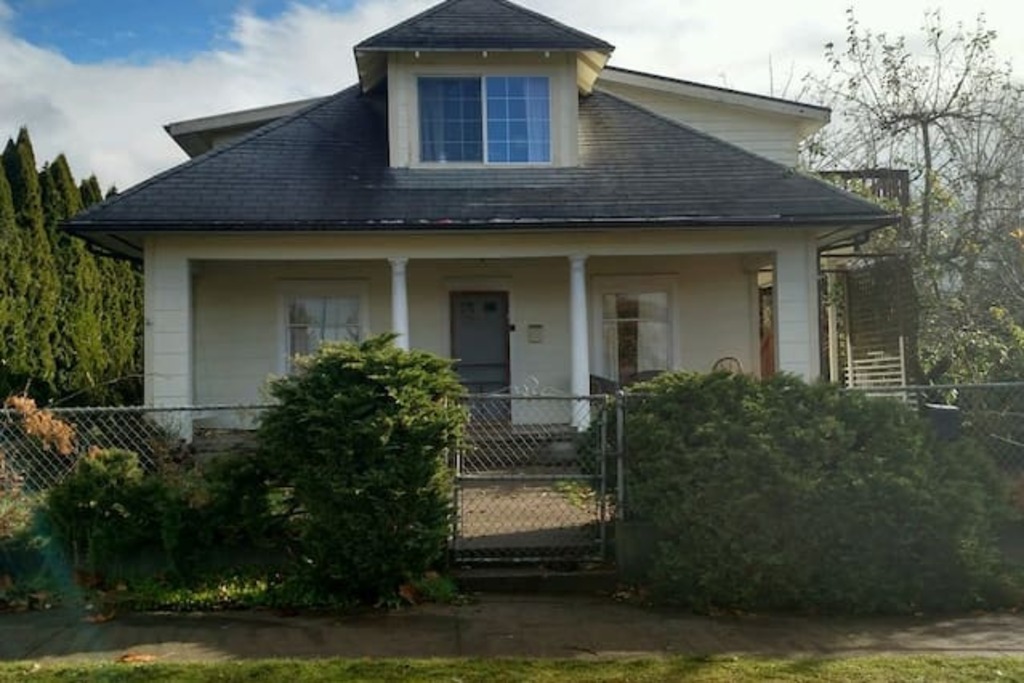 Top 9 Airbnb Vacation Rentals In Centralia, Washington Updated 2024