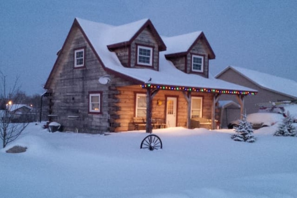 Top 11 Airbnb Vacation Rentals In Port Burwell, Canada Updated 2024