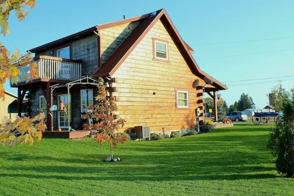 Top 11 Airbnb Vacation Rentals In Port Burwell, Canada Updated 2024