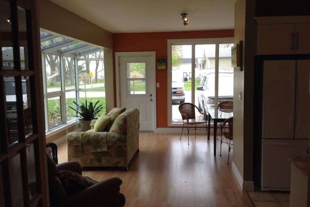 Top 11 Airbnb Vacation Rentals In Port Burwell, Canada Updated 2024