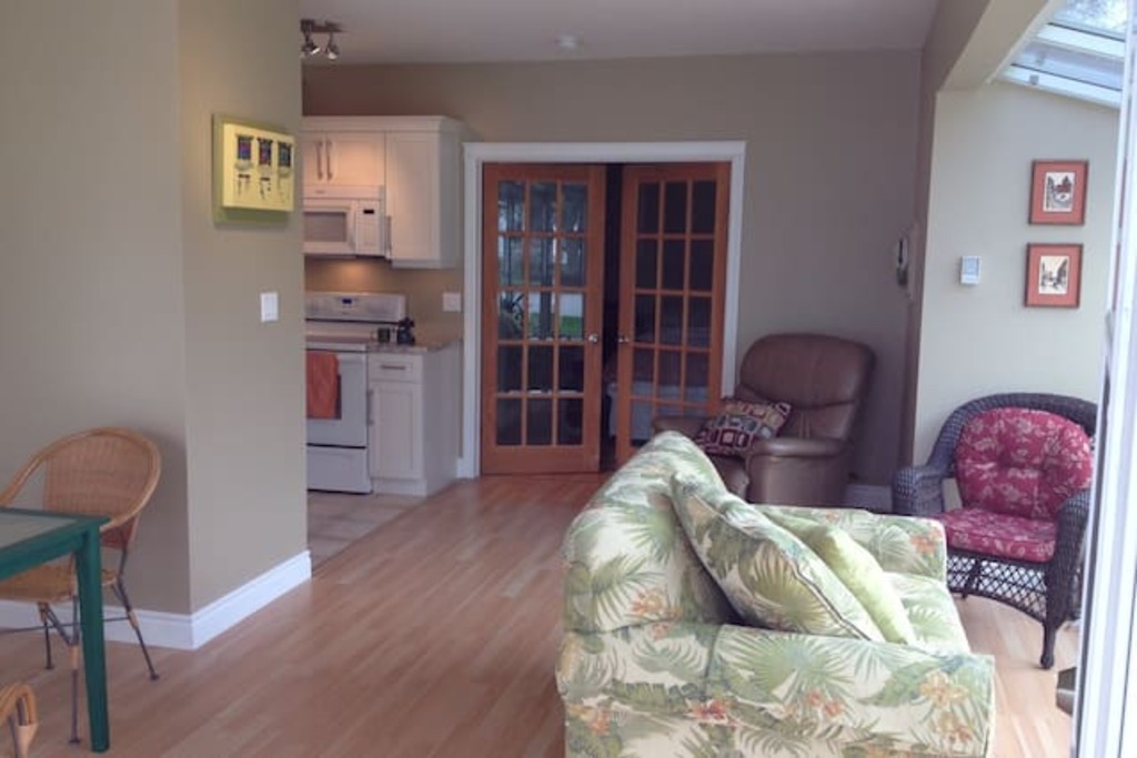 Top 11 Airbnb Vacation Rentals In Port Burwell, Canada Updated 2024