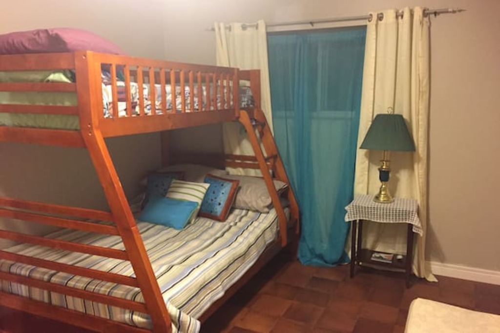 Top 11 Airbnb Vacation Rentals In Port Burwell, Canada Updated 2024