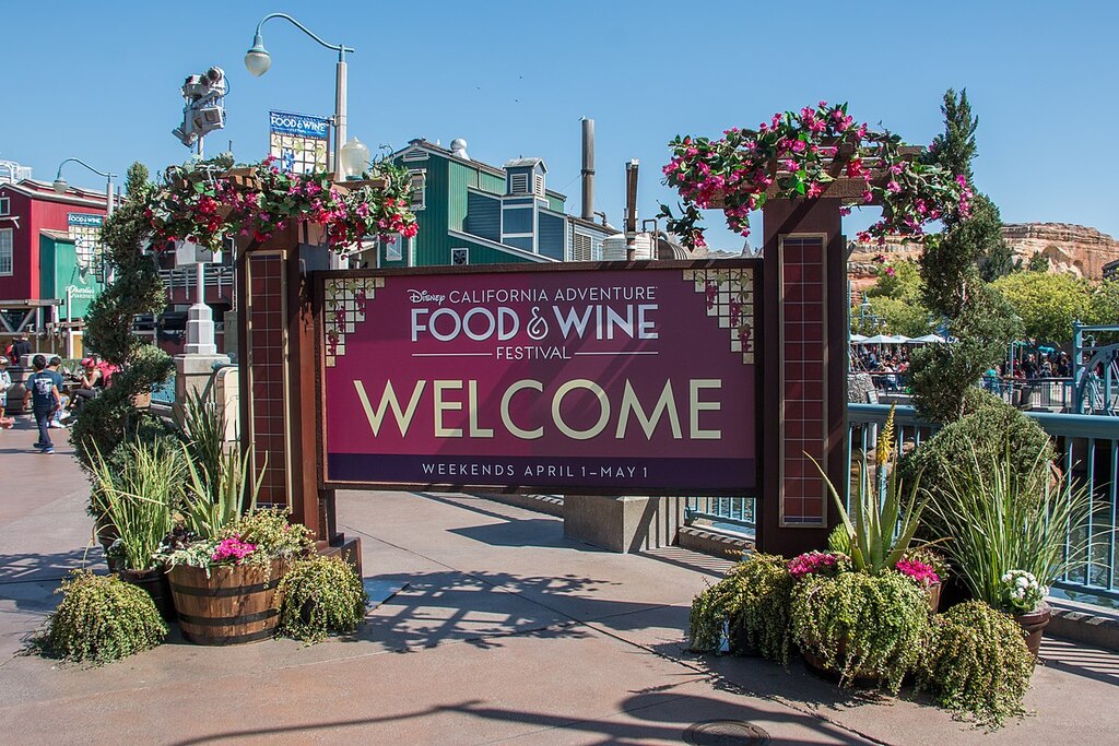 DCA Food & Wine Festival (28303163511)