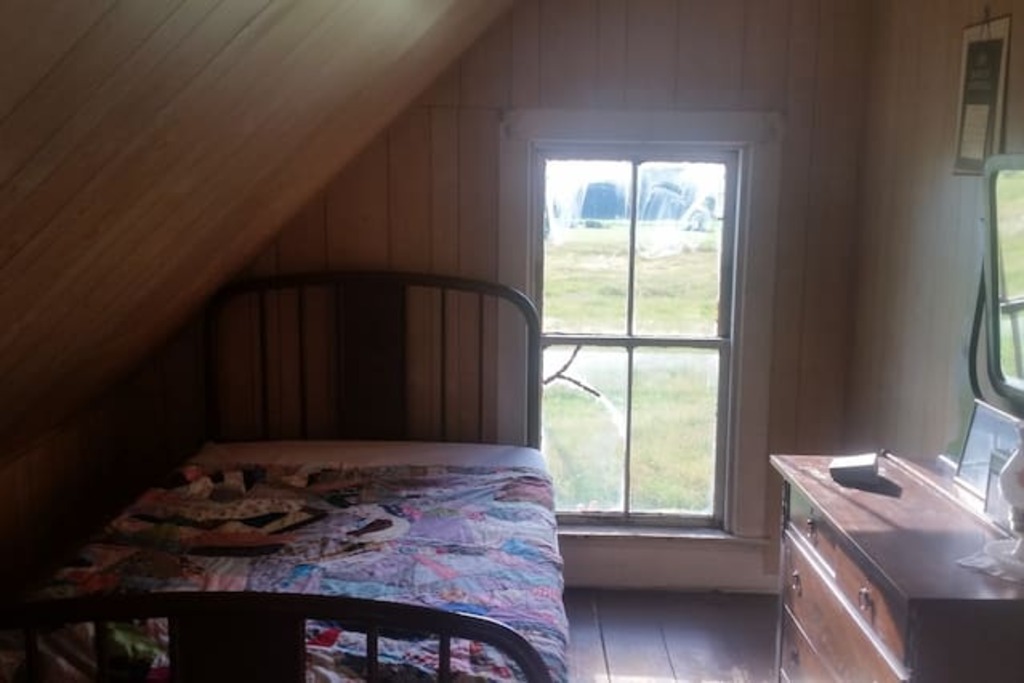 Top 11 Airbnb Vacation Rentals In Cowansville, Canada Updated 2024