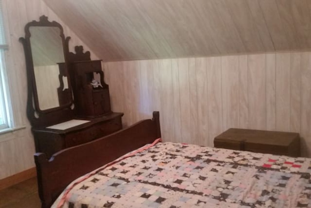 Top 11 Airbnb Vacation Rentals In Cowansville, Canada Updated 2024