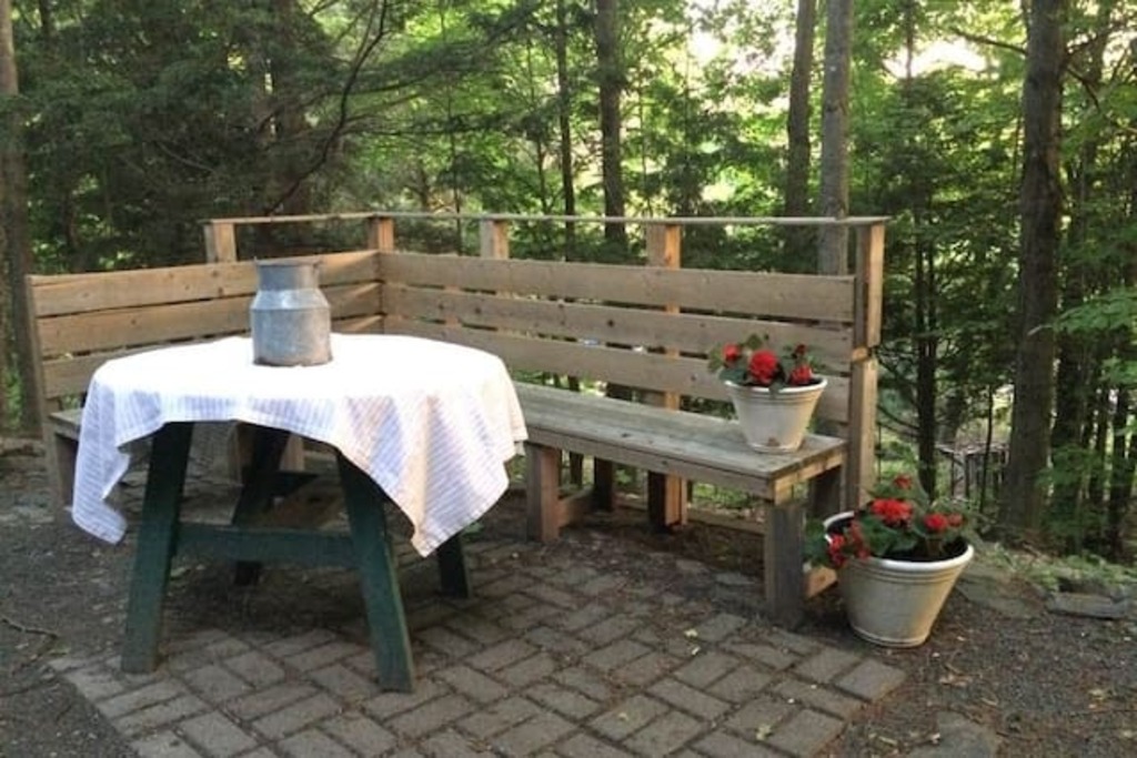 Top 11 Airbnb Vacation Rentals In Cowansville, Canada Updated 2024