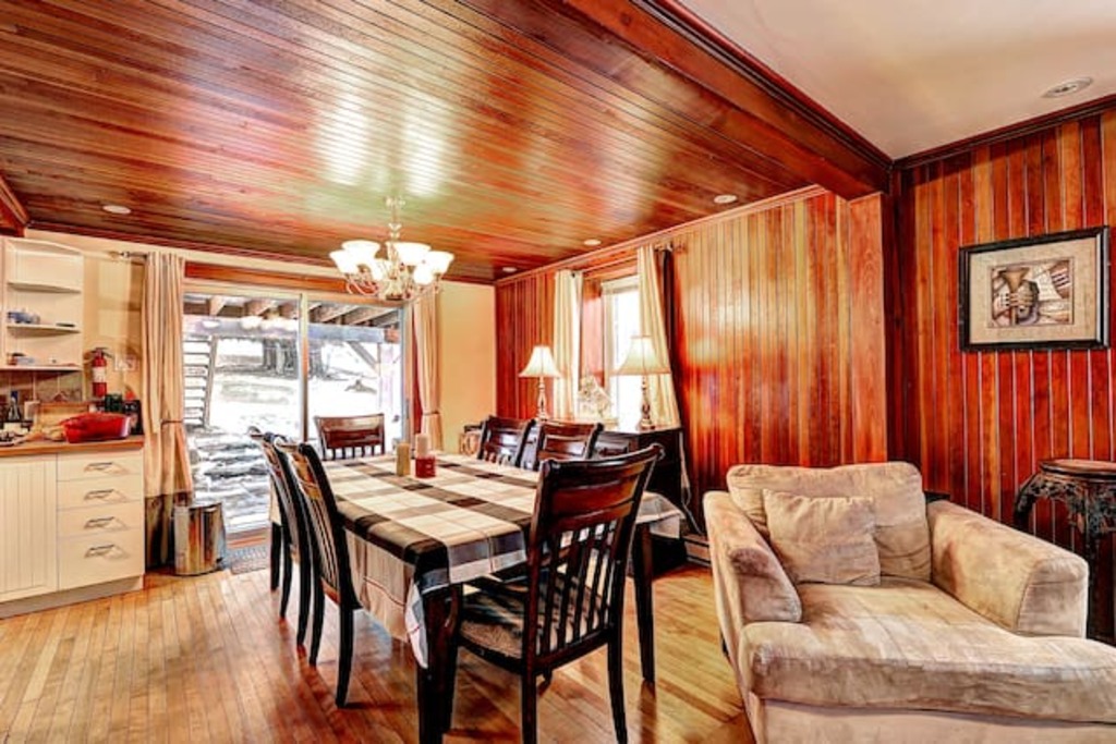 Top 11 Airbnb Vacation Rentals In Cowansville, Canada Updated 2024