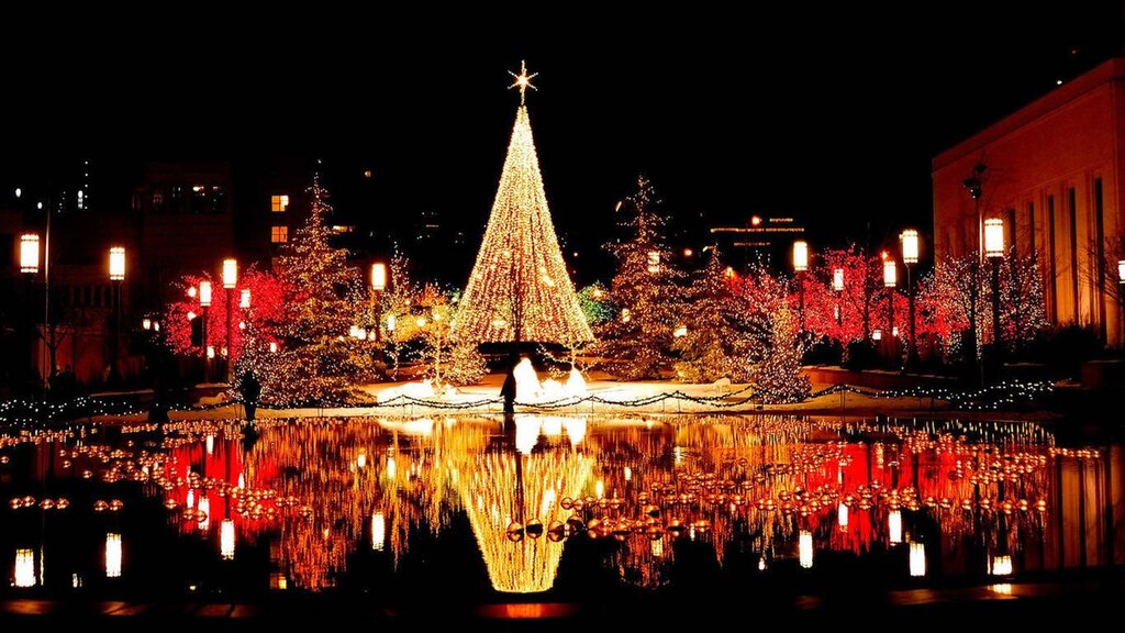 <div class="fn">
City At Christmas Night Portugal</div>