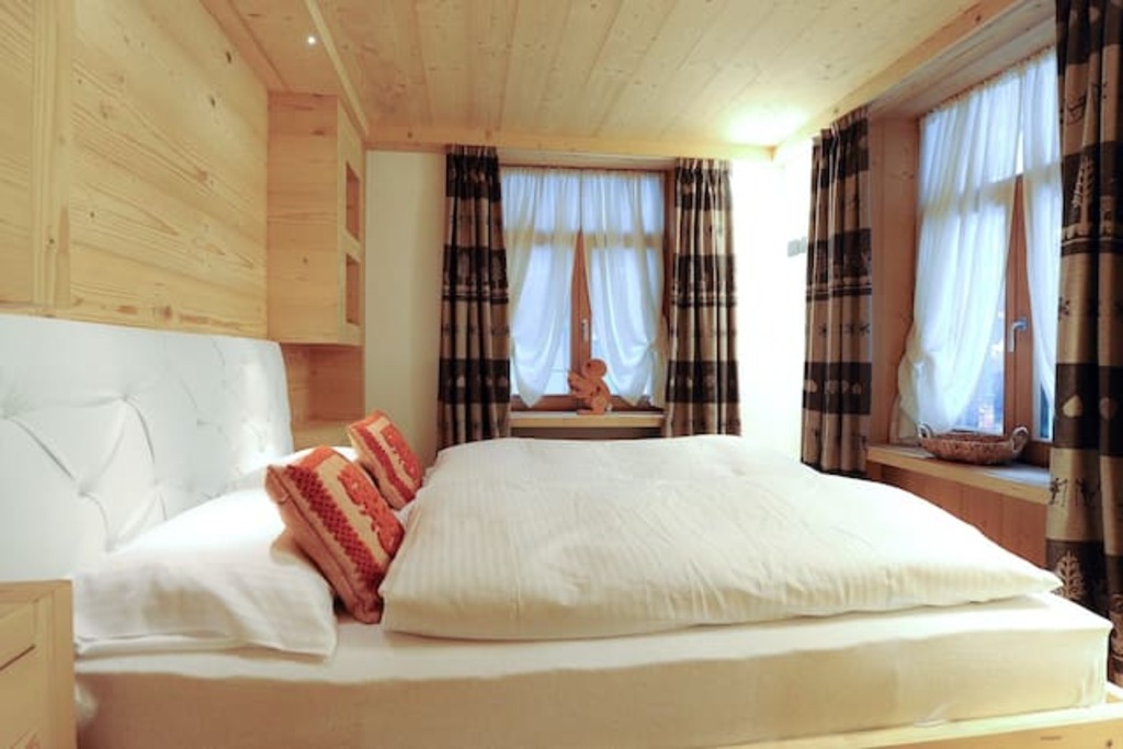 Top 11 Airbnb Vacation Rentals In Cortina d'Ampezzo, Italy Updated 2024 Trip101