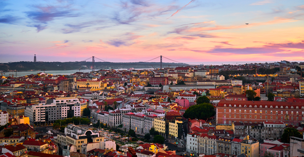 Lisbon (36831596786) (cropped)