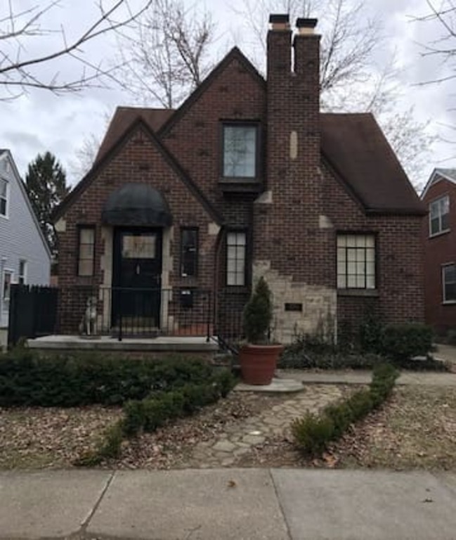 Top 10 Airbnb Vacation Rentals In Allen Park, Michigan Updated 2024