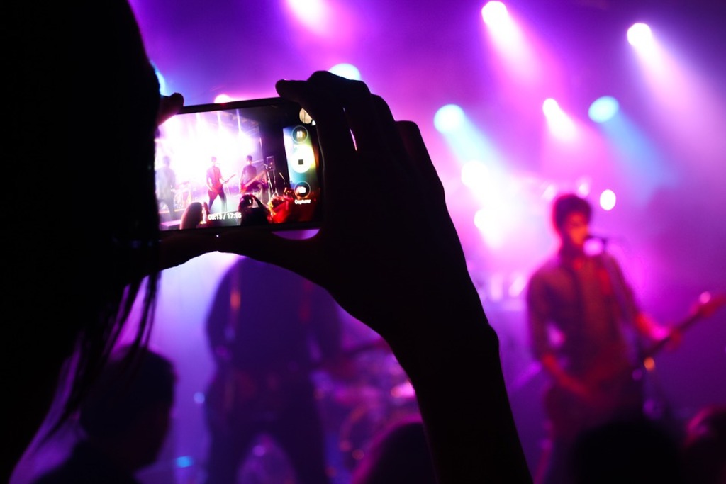 Live music show