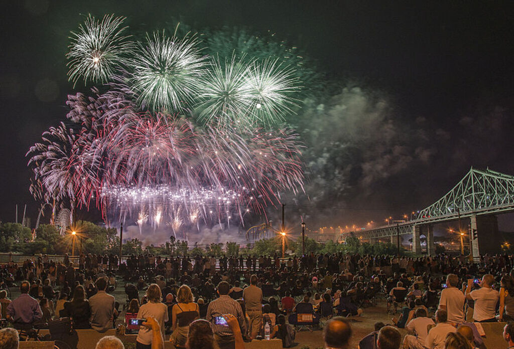 L'international des feux Loto-Québec (7758689812)